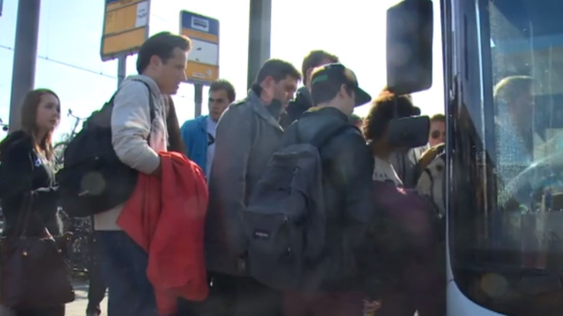 Steeds meer mensen in Midden- en Noord-Zeeland maken gebruik van de bus