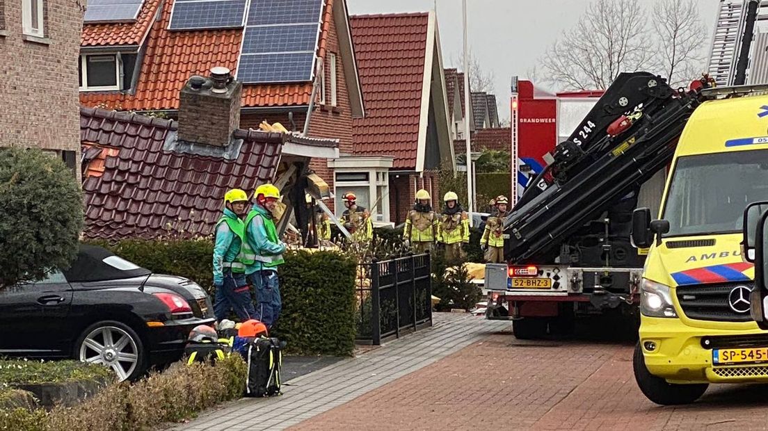 Twee mensen onder puin vandaan gehaald van ingestorte woning Oldenzaal