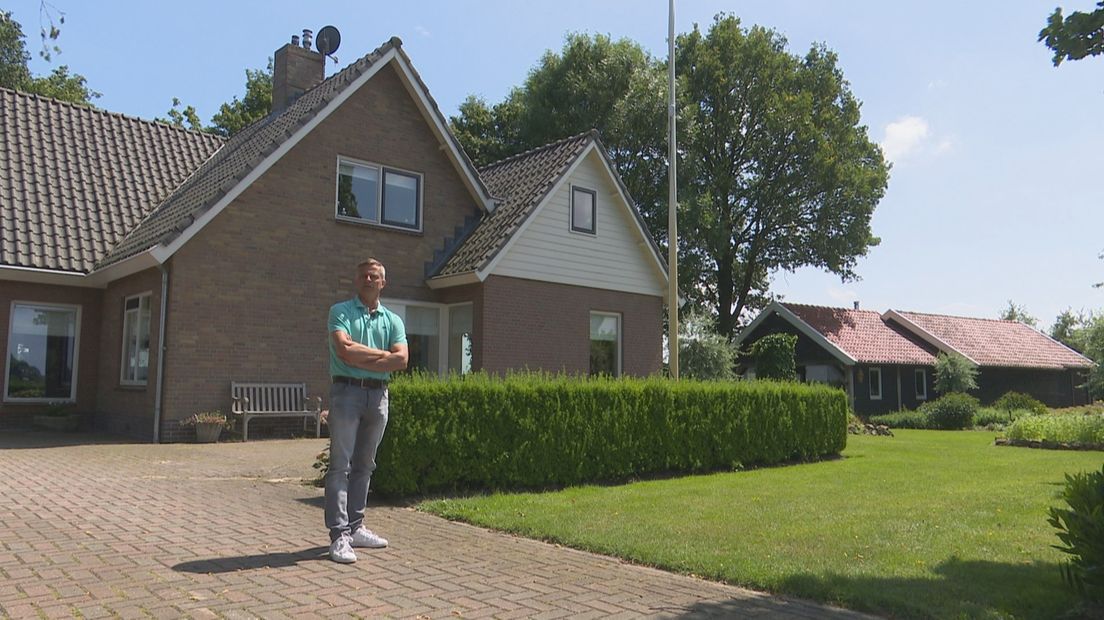 De schotel kan van het dak bij de familie Reinders
