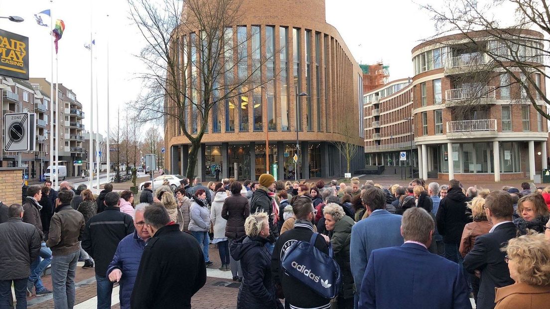 Gemeentehuis Weert ontruimd na brandmelding 1Limburg