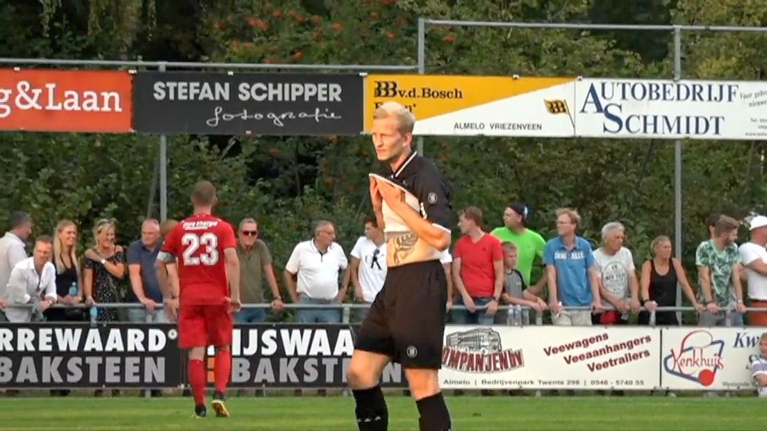 FC Emmen wil Schoppenhauer overnemen van Sankt Pauli (Rechten: RTV Drenthe)