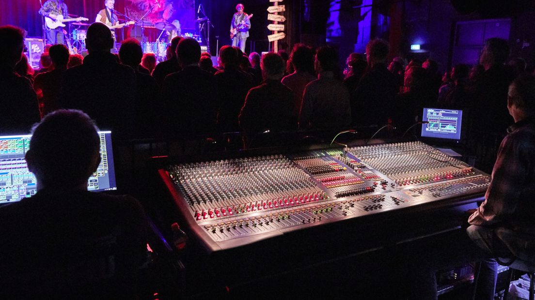 'De kleine man' in de culturele- en creatieve sector komt met noodkreet - Omrop Fryslan