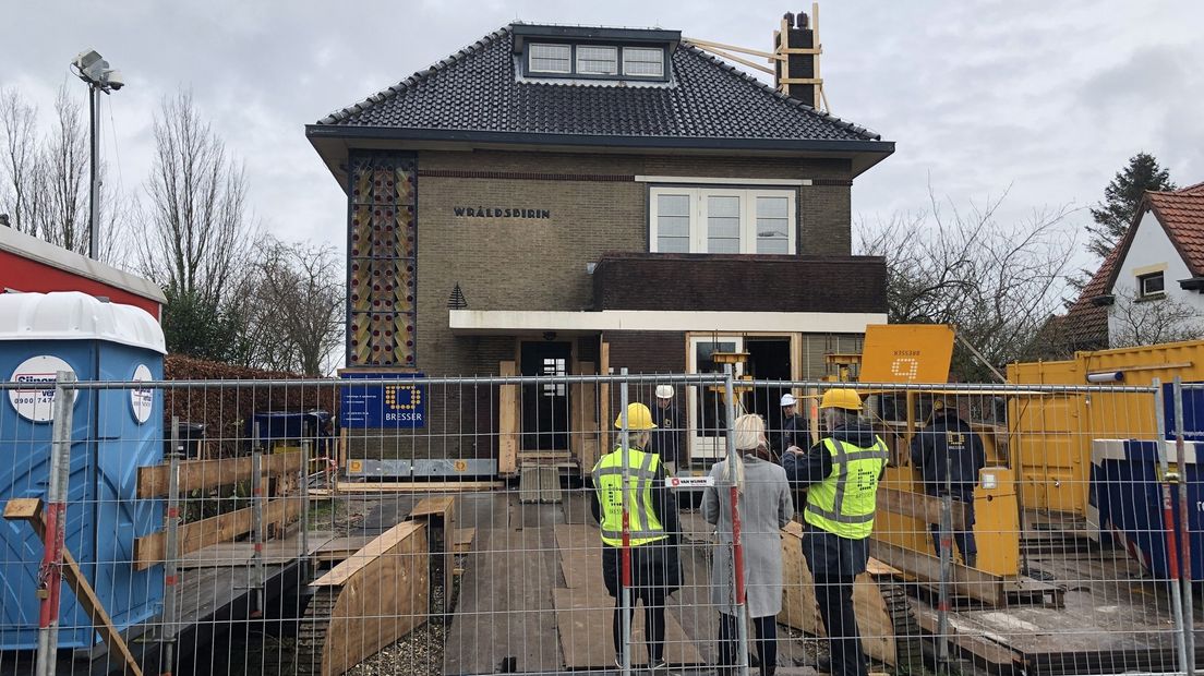 Een monumentaal huis in Loppersum wordt versterkt