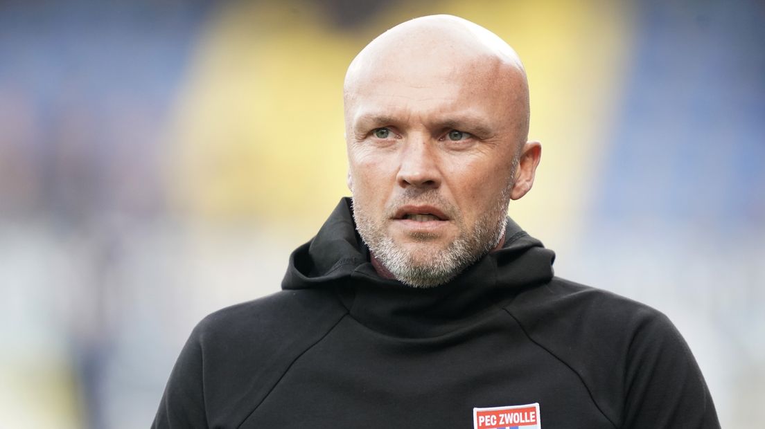 Dick Schreuder als coach van PEC Zwolle
