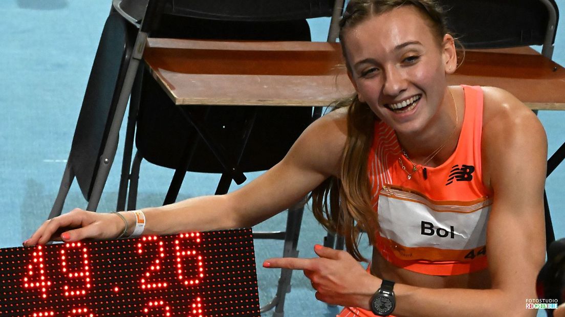 Imponerende Femke Bol Wint Met Wereldrecord Voor Vierde Keer 400 Meter Nk Indoor Kan Het Niet 