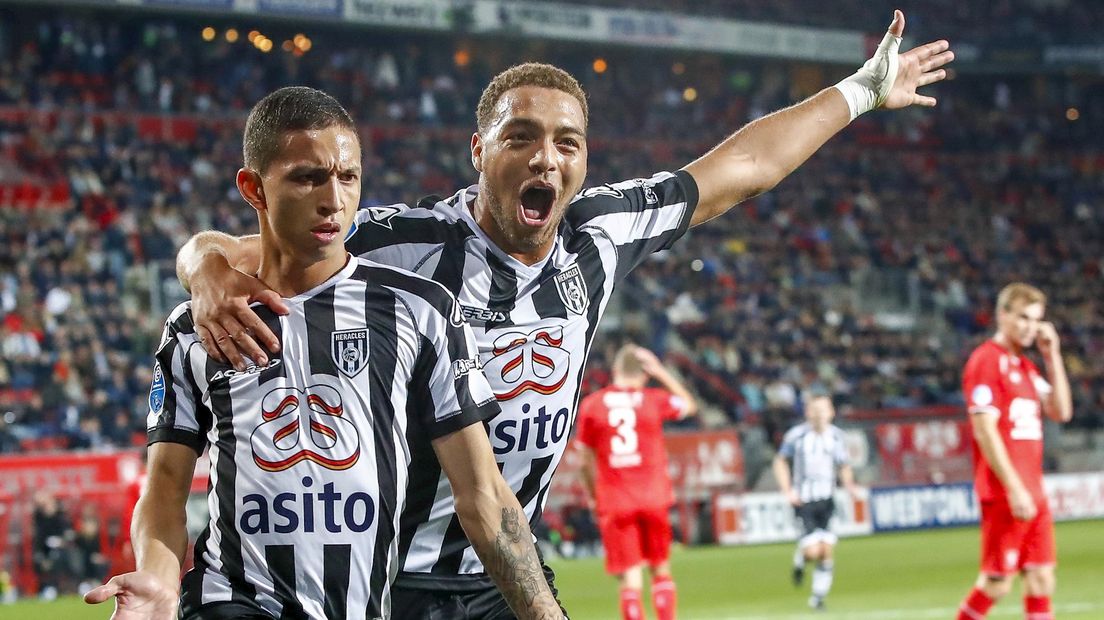 Heracles wint na zeven jaar weer in Enschede en bezorgt FC Twente eerste nederlaag