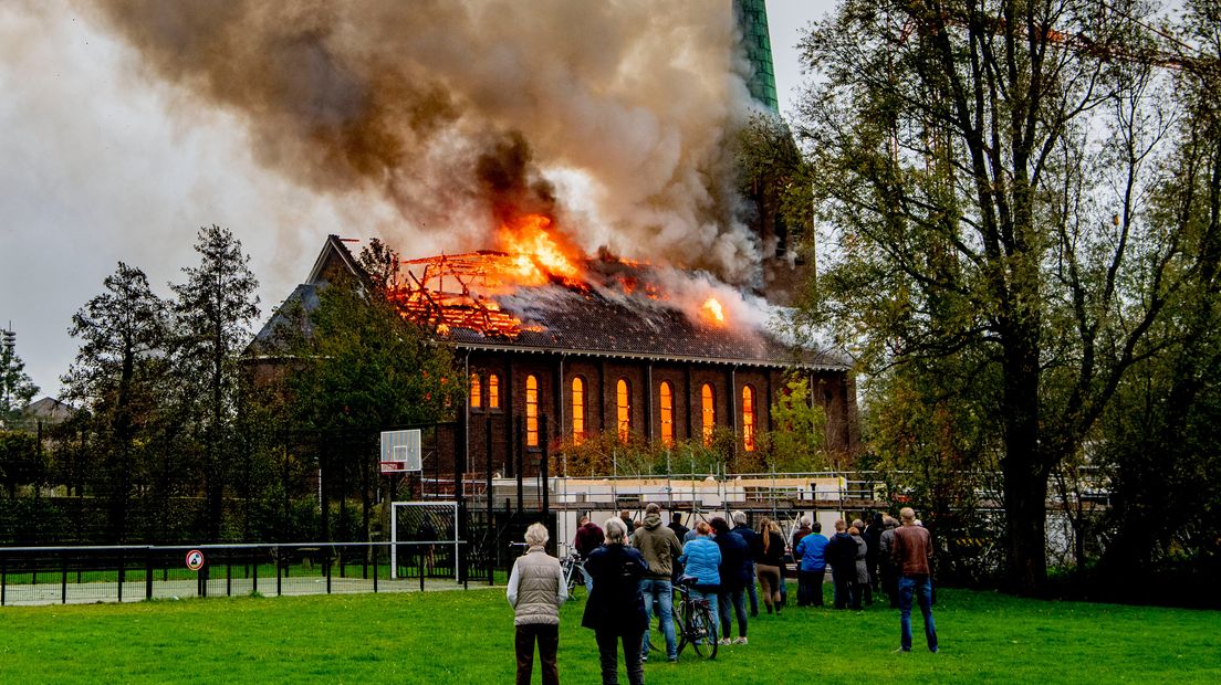 Brand in de O.L.V. Geboorte - De Goede Herderkerk in Hoogmade.