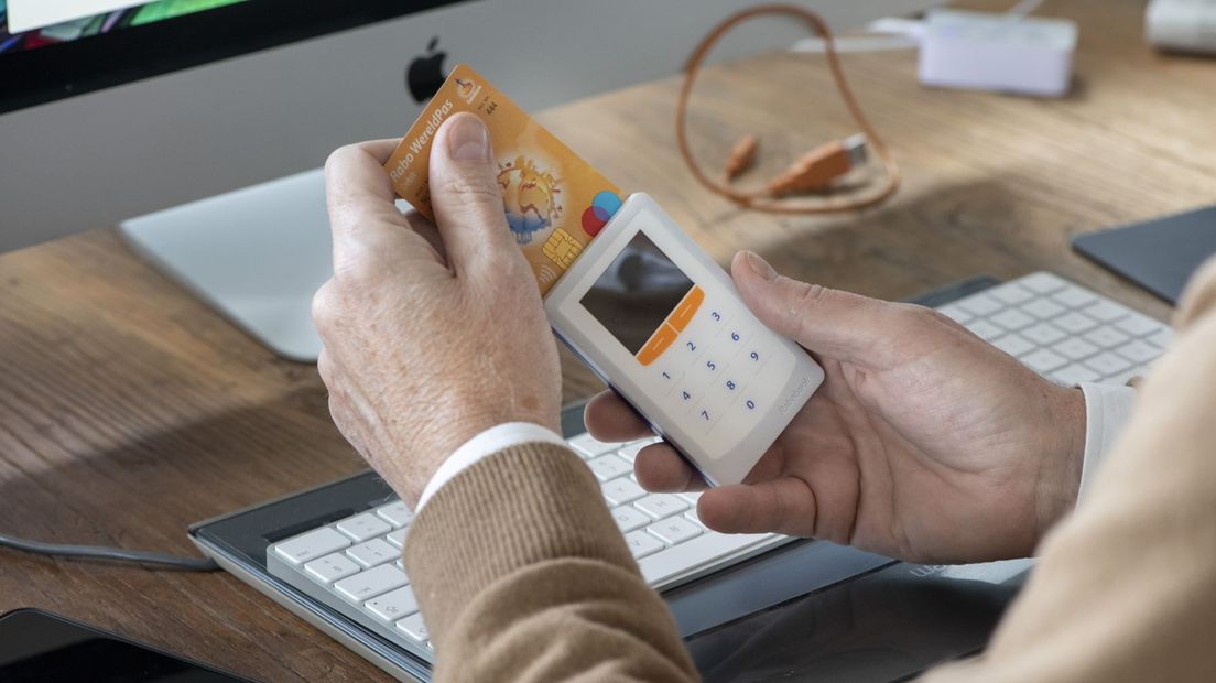 Assenaar (24) verdacht van omvangrijke helpdeskfraude - RTV Drenthe