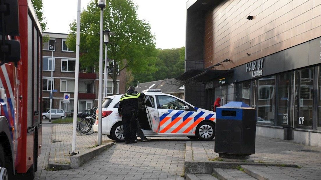Politie pakt man op die gesloten winkel binnendrong in Almelo