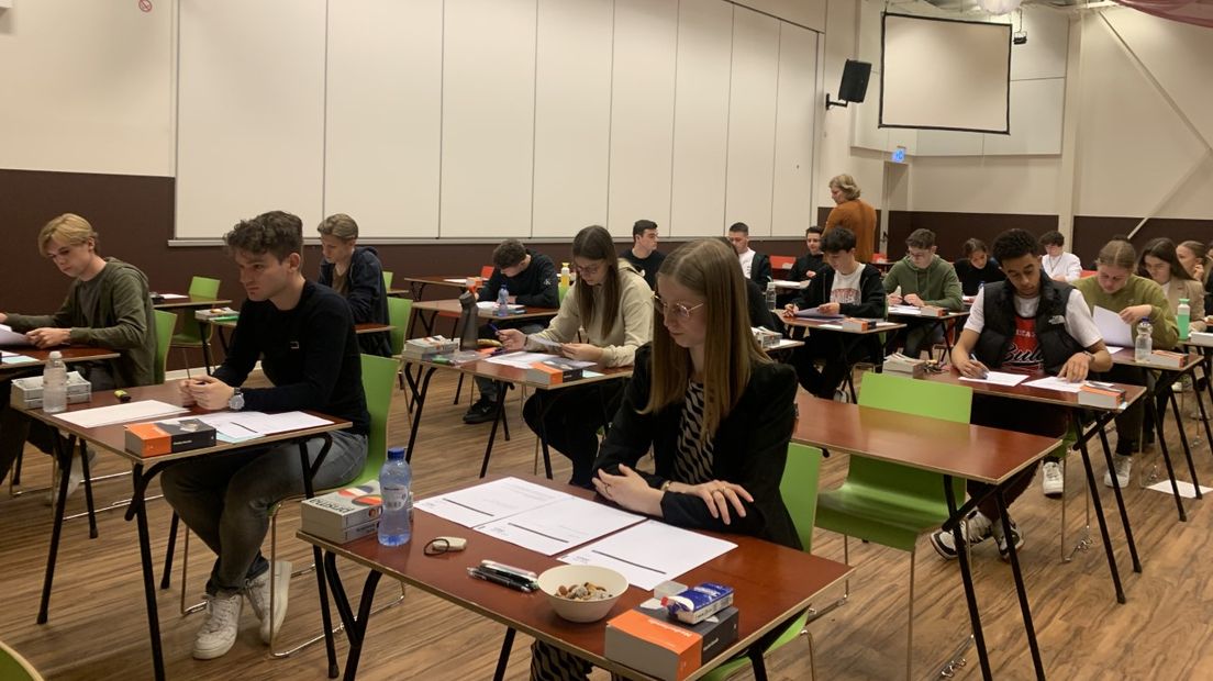 Geslaagd of gezakt? Middelbare scholieren horen het vandaag - 1Limburg