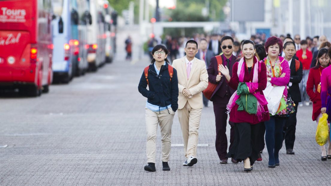 Groep Chinezen bij de Jaarbeurs in Utrecht