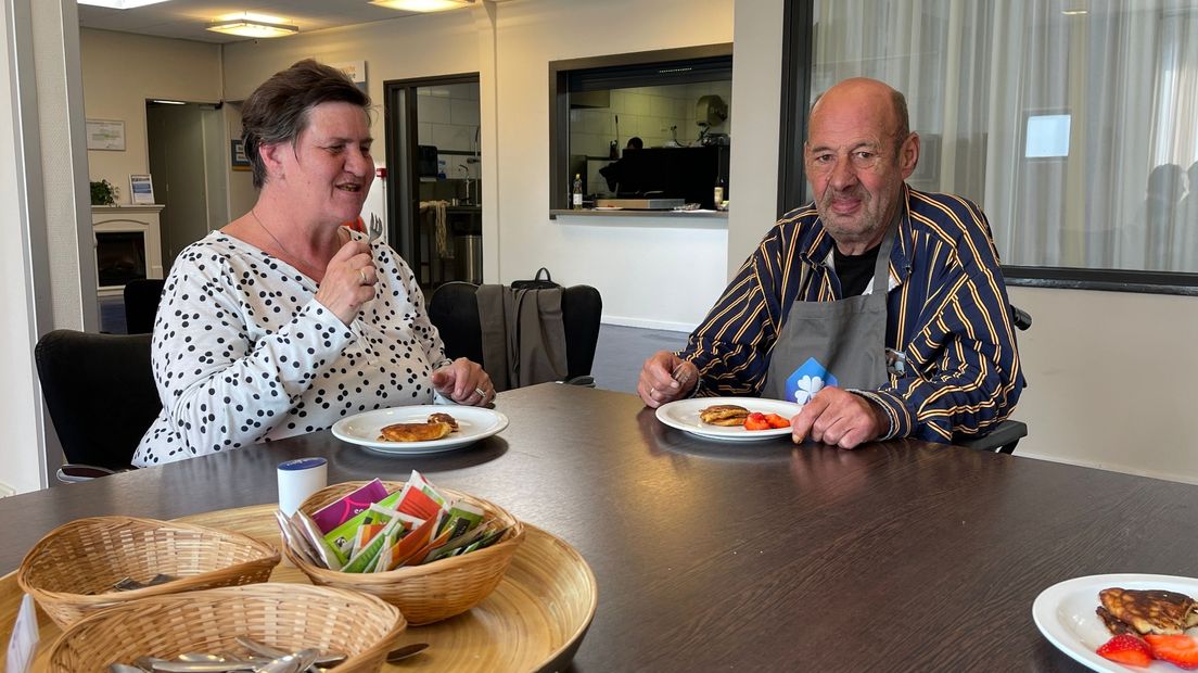 Deelnemers aan de workshop genieten met volle teugen van het resultaat