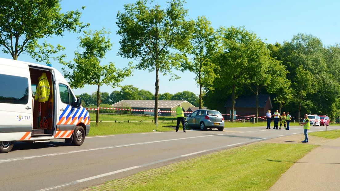 Twee gewonden bij ongeluk op N756 bij Raalte