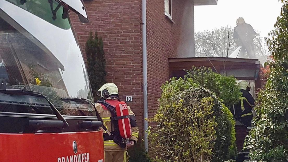 Twee huizen beschadigd bij brand in Fleringen