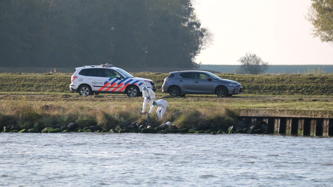 Politie zet twintig man op zaak Schelde-Rijnkanaal