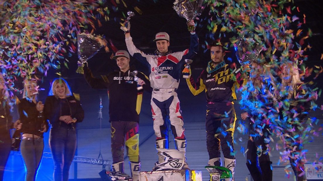 Fransen domineren jubileumeditie Supercross (video)