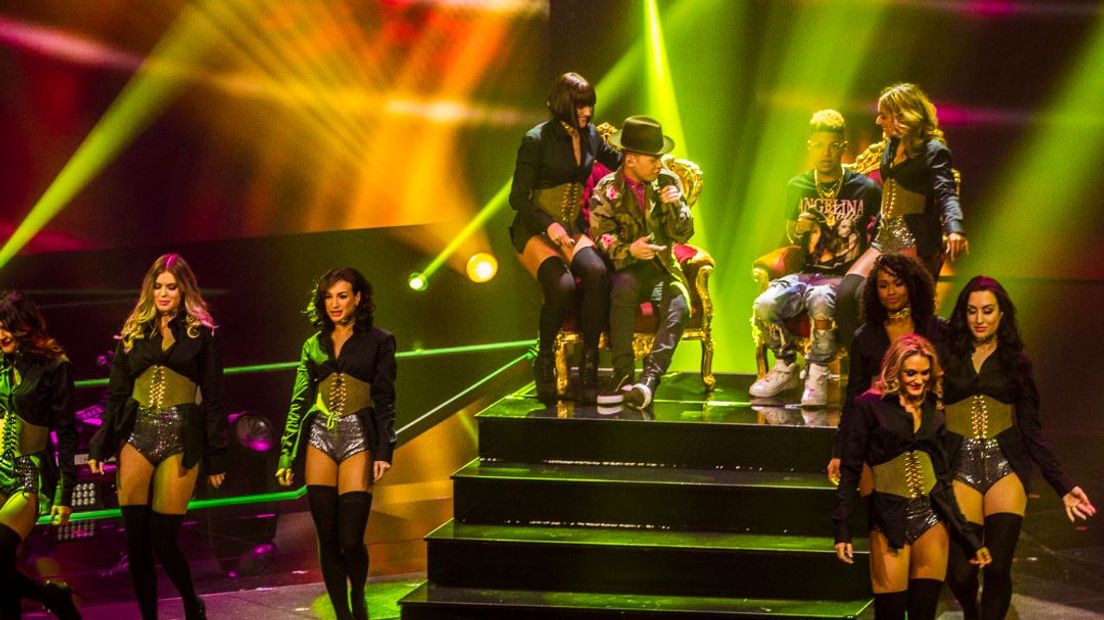 Vinchenzo Tahapary uit Tiel is niet de winnaar van The Voice of Holland geworden. De jongste finalist (17) eindigde als derde.