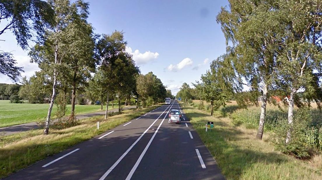 De N348 bij Lemelerveld