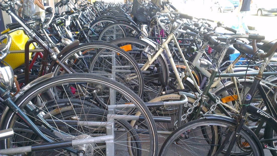 Nijmegen: stalling Plein 1944 zondag open - Omroep Gelderland