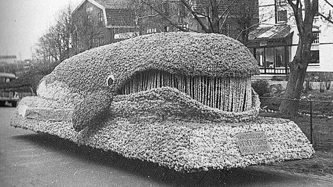 De eerste praalwagen uit 1947 van Willem Warmenhoven