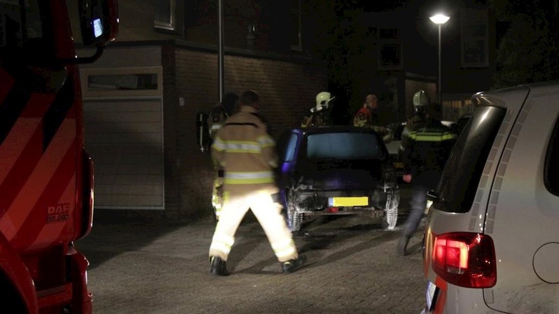 Autobrand in Zwolle aan de Niers