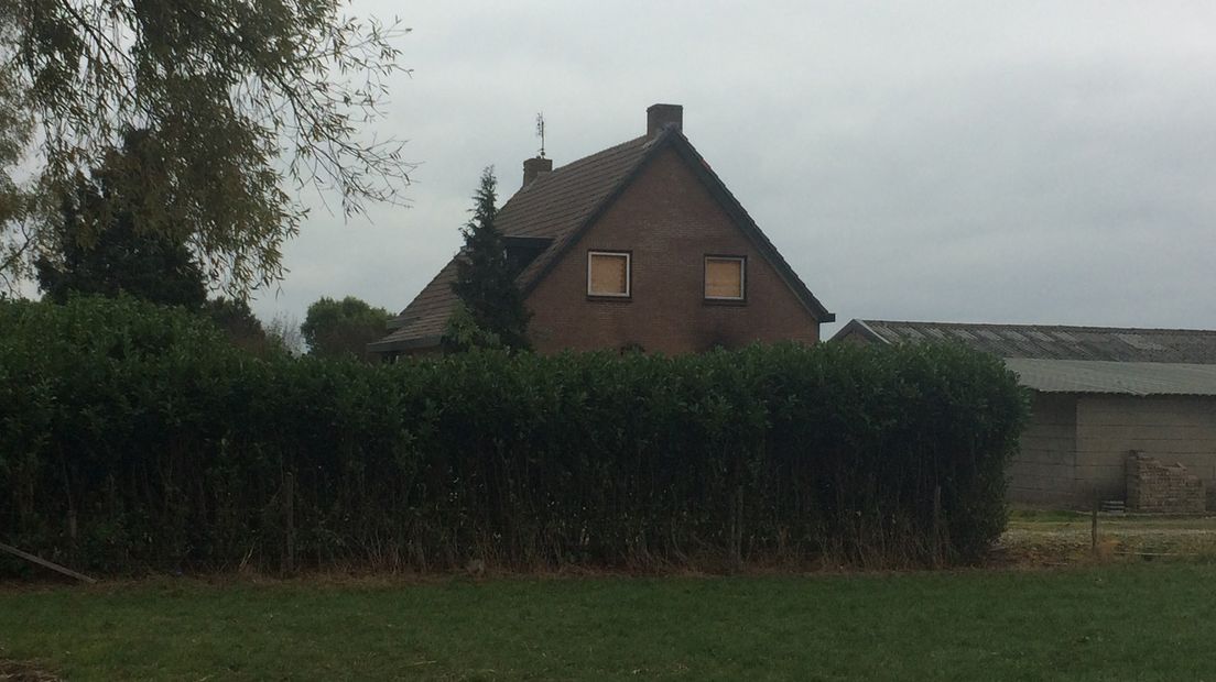 Het huis dat in juli in Cothen in brand is gestoken.