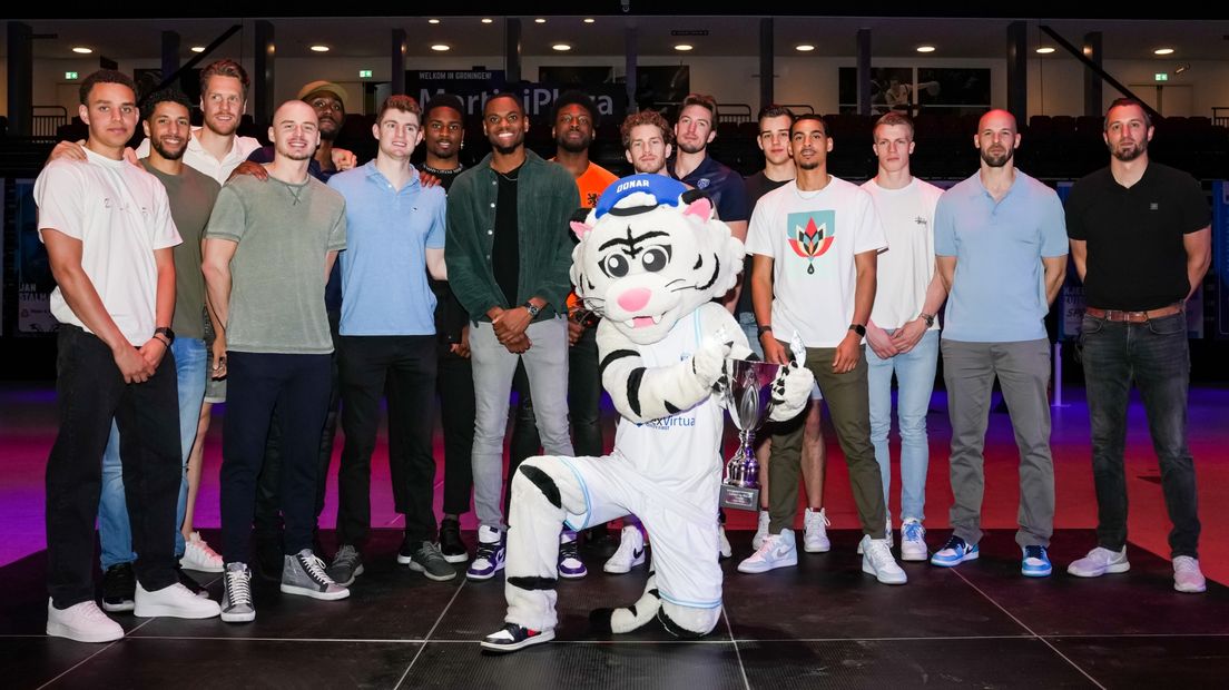 Donar sluit het seizoen af in MartiniPlaza