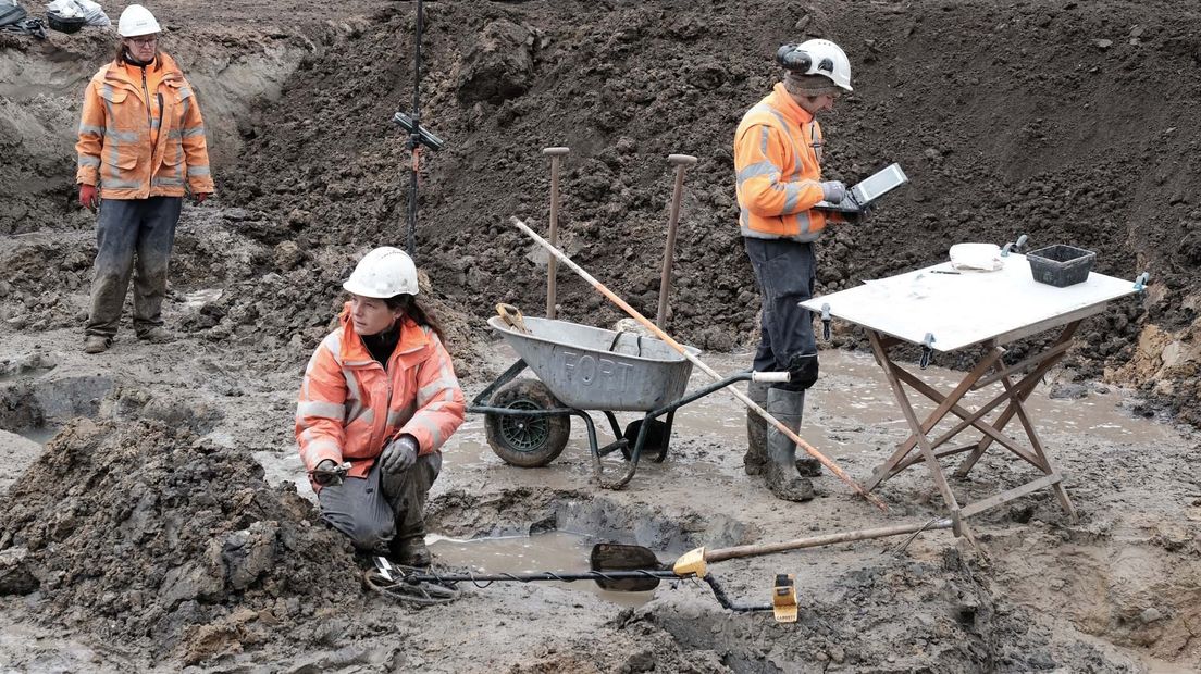 Archeologen aan het werk bij de opgraving