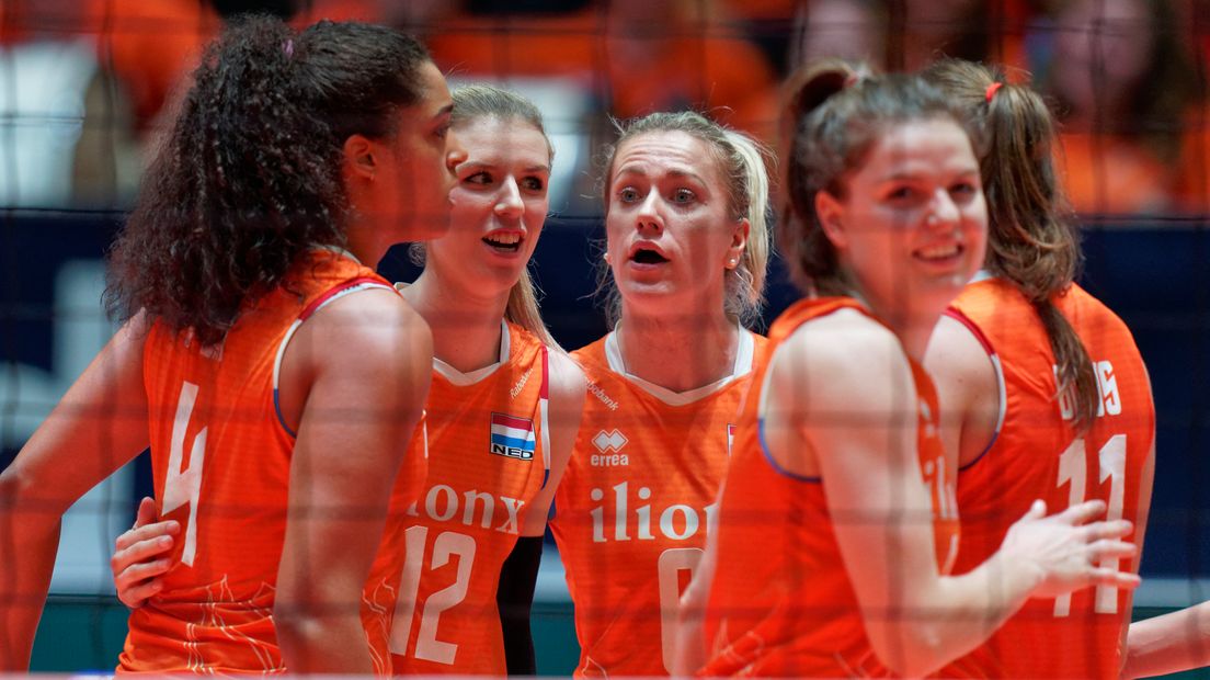 Over precies twee jaar moet het volleybalfeest losbarsten in Arnhem.