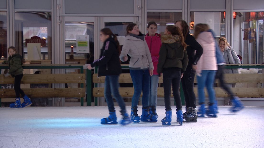 Conflict over vergunning schaatsbaan Sluis (video)