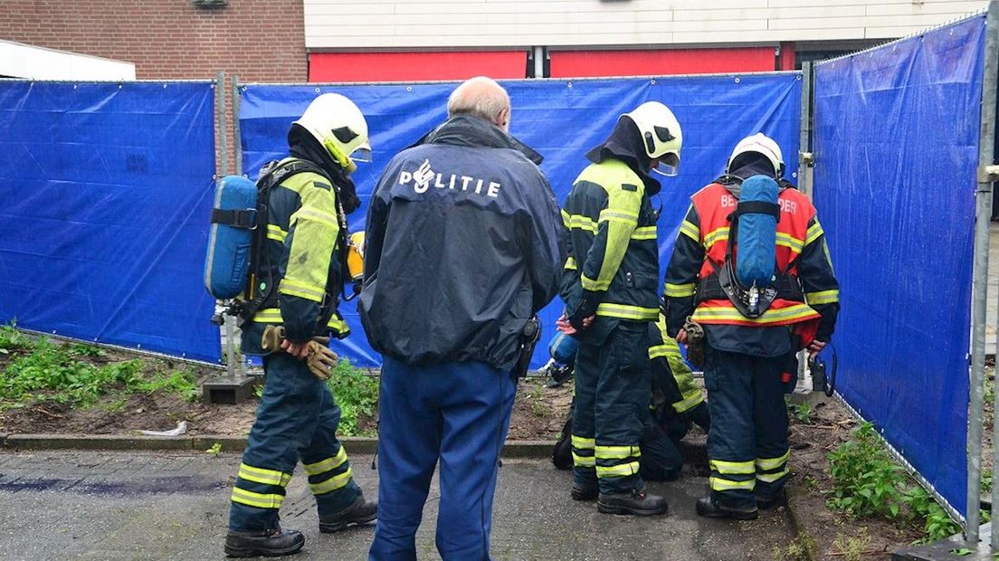 Brandweer zoekt naar mogelijk gaslek in Raalte