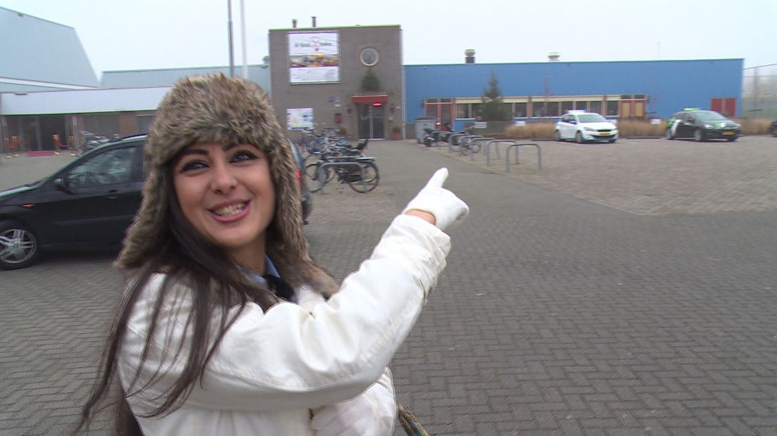 Yara Alshanaa terug bij de crisisopvanglocatie in Middelburg