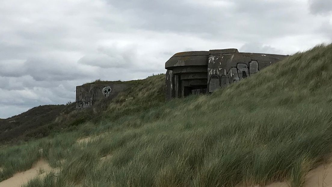 De bunkers in de duinen van Scheveningen