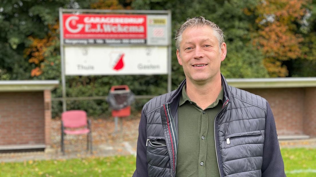 Geen standbeeld voor Huberts bij een historische promotie, wel veel complimentjes