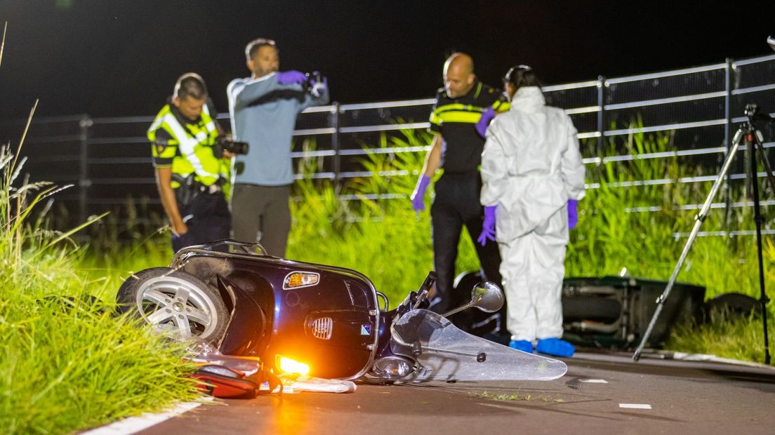 Dead in scooter accident in Rotterdam-IJsselmonde