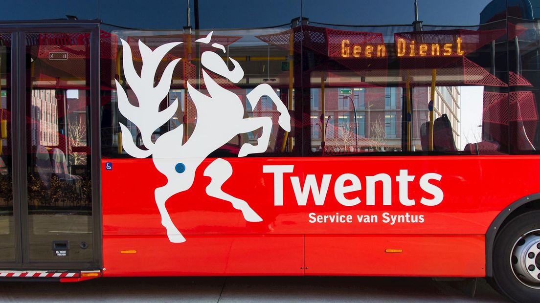 Bus van Syntus in Almelo