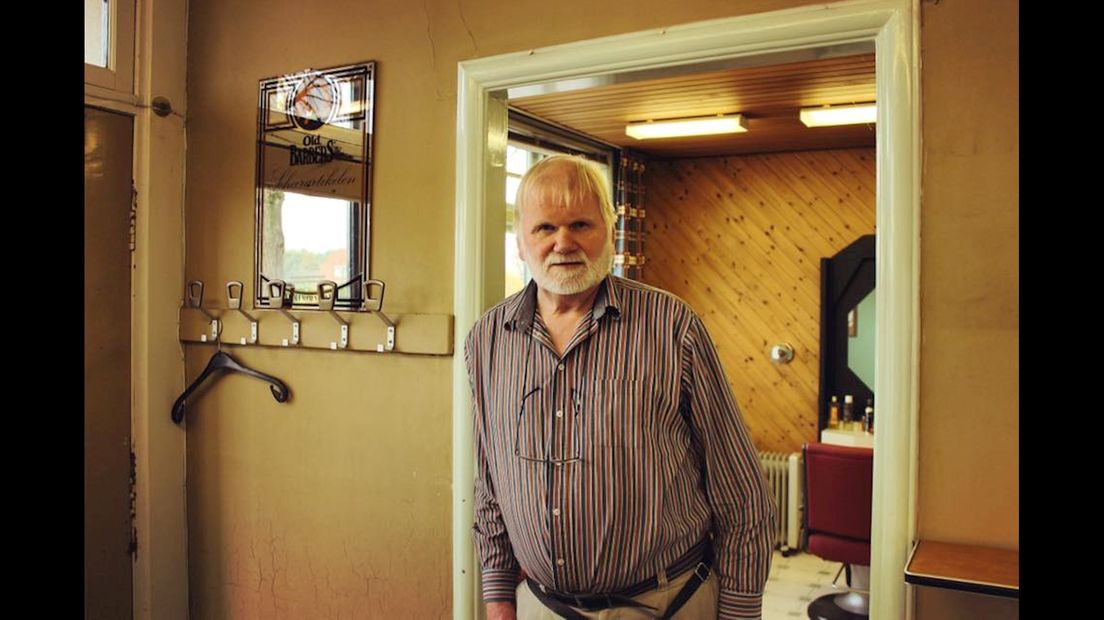 Egbert Dekker is al 52 jaar kapper in Bergentheim.