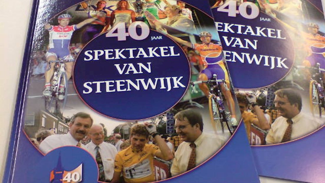 Boek over Spektakel van Steenwijk