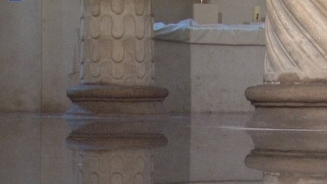 Crypte onder water