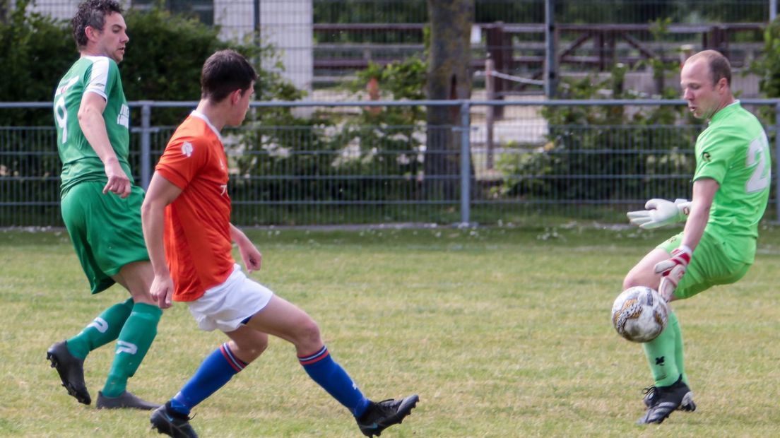 Martijn Simonse scoorde drie keer voor Luctor Heinkenszand tegen GPC Vlissingen