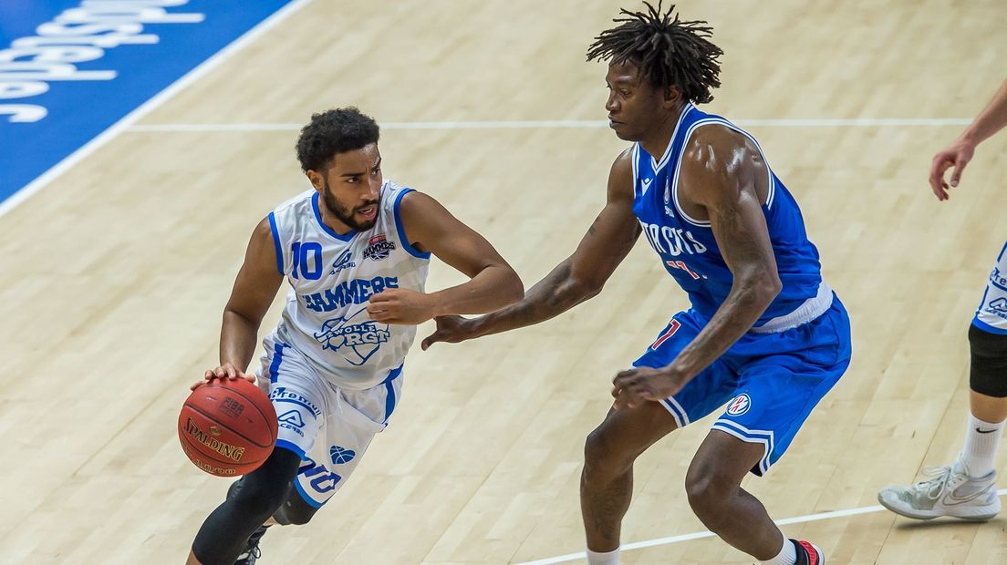 Valse start voor Landstede Hammers in Basketball League RTV Oost