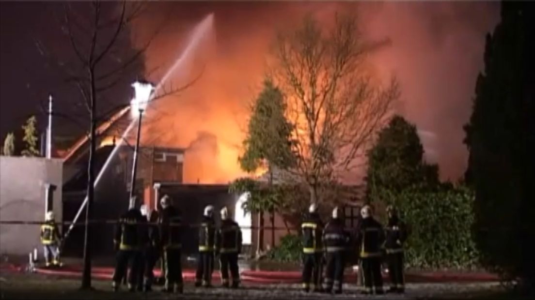 De brand in Veendam waarbij brandweerman Wiebe de Vries om het leven kwam