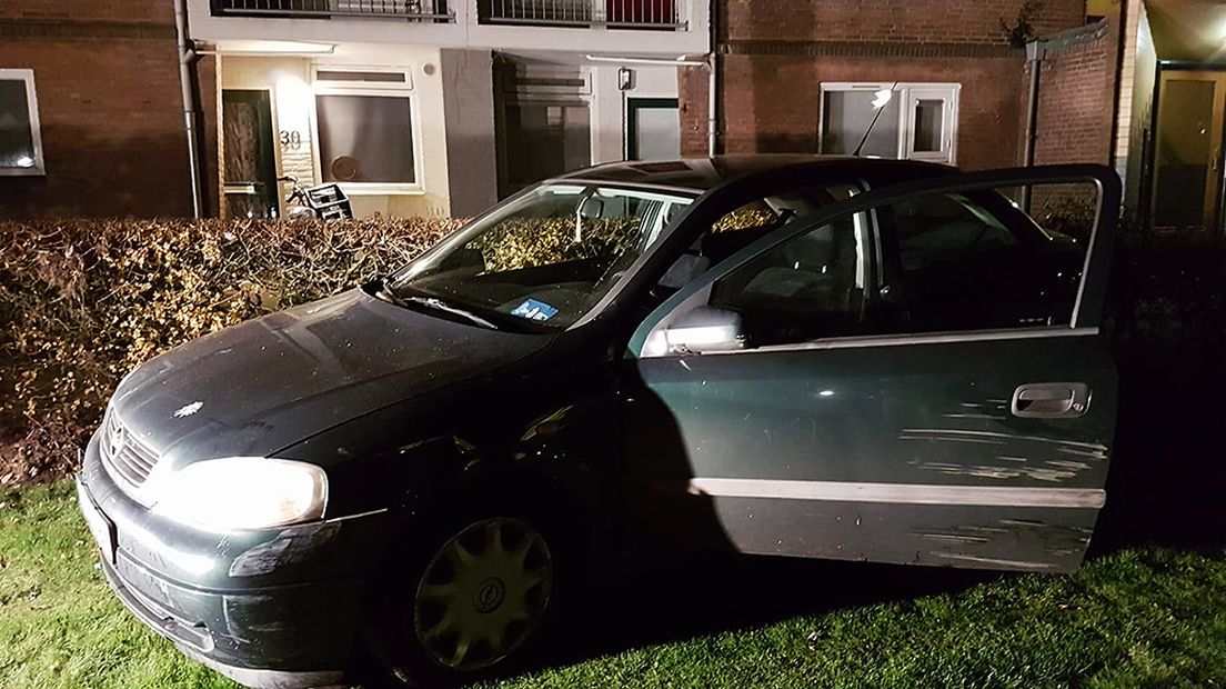 De auto kwam tot stilstand bij de Vasco Da Gamalaan.