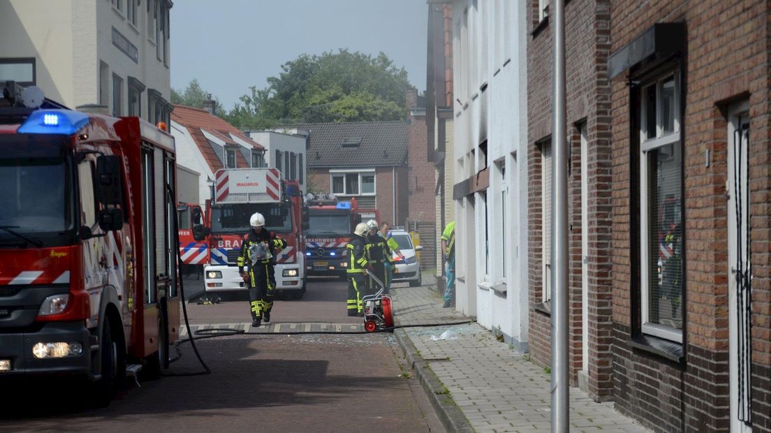 Woningbrand aan de Nieuwstraat in Enschede