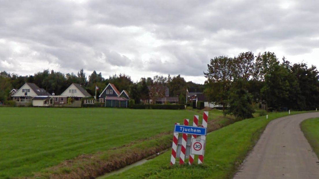 Er zijn weinig ingenieurs beschikbaar om de huizen in Tjuchem te inspecteren.