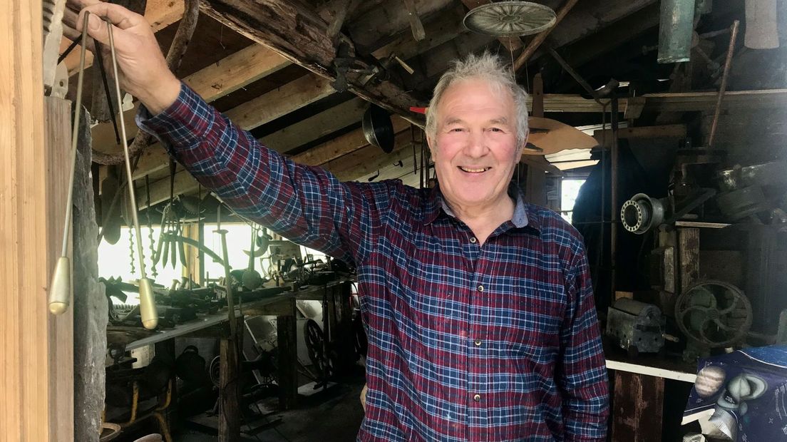 Curieuze Collecties: 'Ik ben verslaafd aan oudheidkundige dingen' - RTV Drenthe