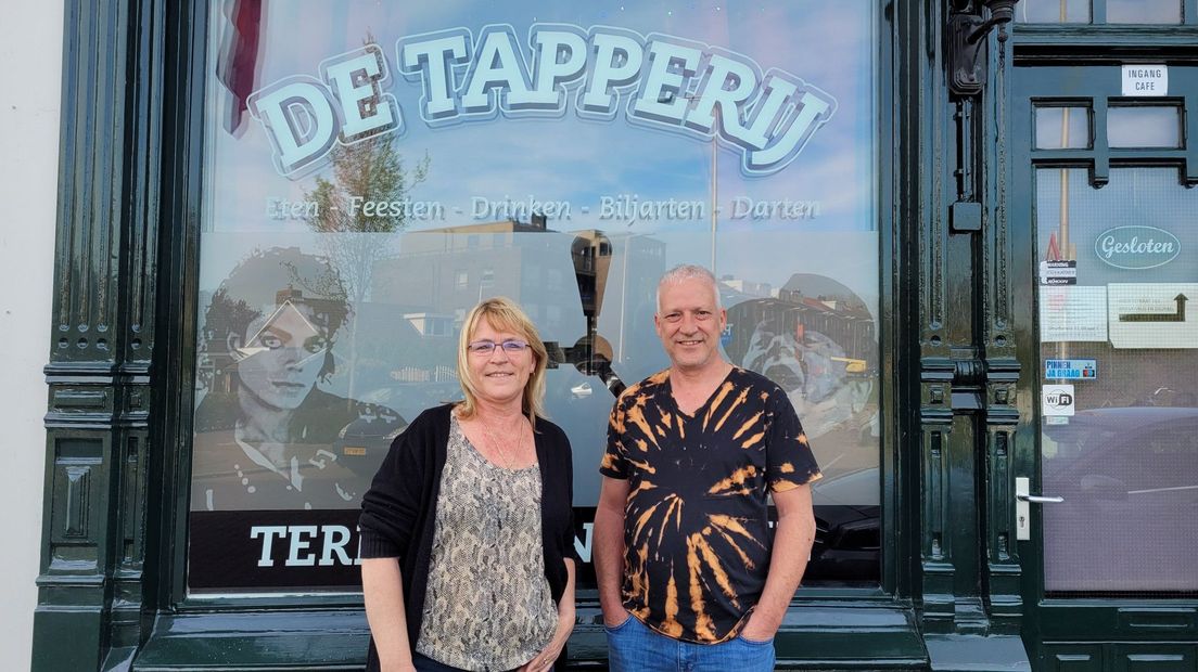 Ellen en Martin Reumermann, eigenaren van eetcafé De Tapperij