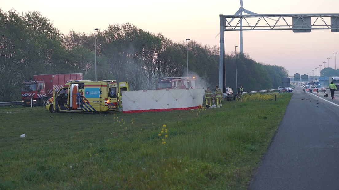 Slachtoffers dodelijk ongeluk A1 Deventer zijn vier jonge mannen