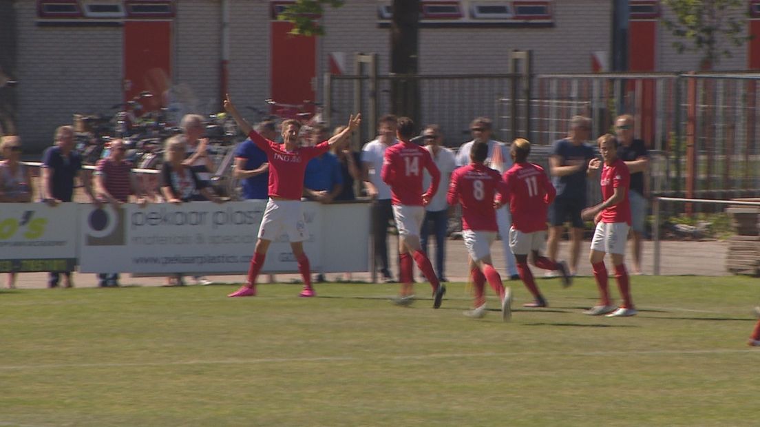 Schalkwijk schiet GOES naar finalepoule (video)