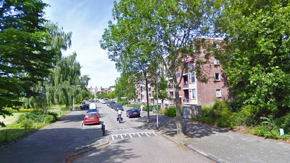 Man uit Apeldoorn in Deventer mishandeld RTV Oost Man uit Apeldoorn in Deventer mishandeld RTV Oost